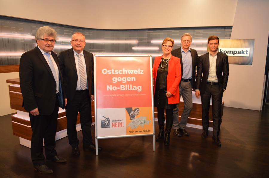 Ständerat Ivo Bischofberger (v.l.), Nationalrat Thomas Ammann, Nationalrätin Edith Graf-Litscher, TVO-Geschäftsführer André Moesch und Andrin Monstein, Präsident JGLP Kanton St.Gallen. Foto: pd